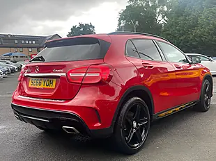 Used 2017 Mercedes-Benz Gla AMG Line (premium) Red - Interior and Exterior details 7