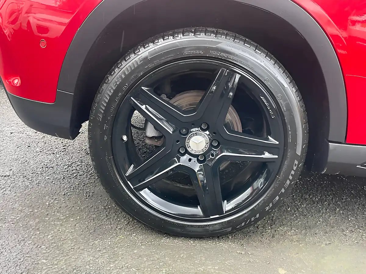 Used 2017 Mercedes-Benz Gla AMG Line (premium) Red - Interior and Exterior details 8