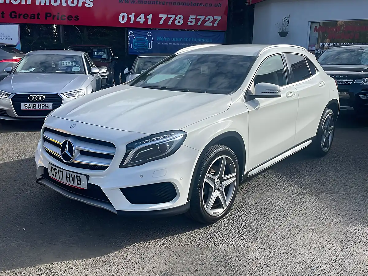 Used 2017 Mercedes-Benz Gla AMG Line (premium) White - Interior and Exterior details 5