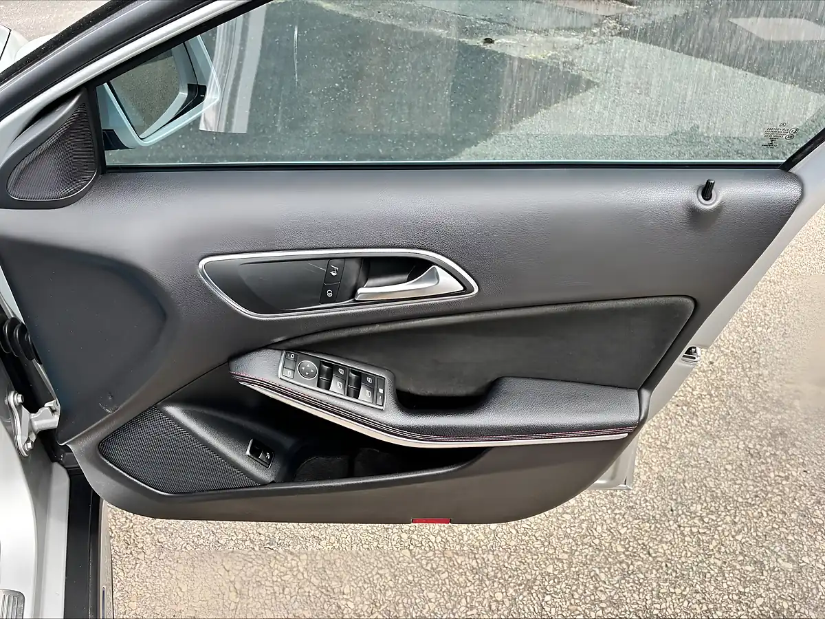 Used 2017 Mercedes-Benz Gla AMG Line Silver - Interior and Exterior details 18