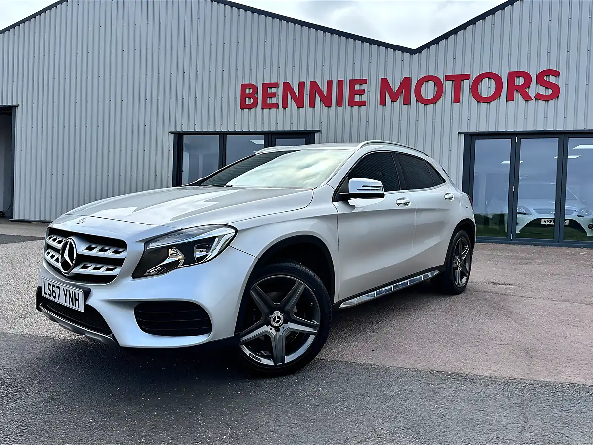Used 2017 Mercedes-Benz Gla AMG Line Silver - Interior and Exterior details 4
