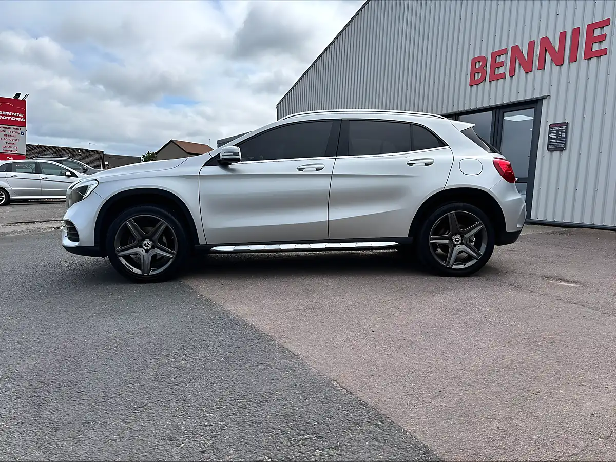Used 2017 Mercedes-Benz Gla AMG Line Silver - Interior and Exterior details 8