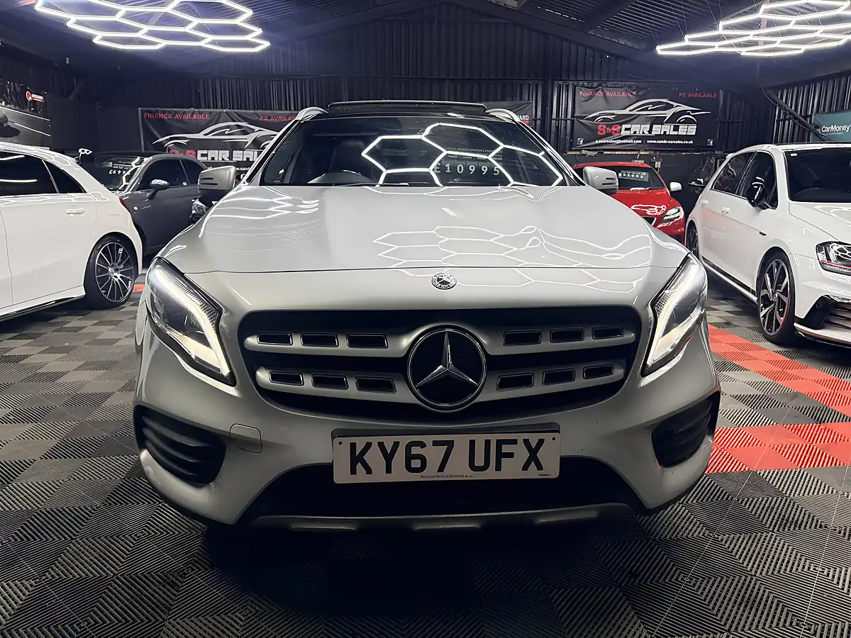 Used 2017 Mercedes-Benz Gla AMG Line Silver - Interior and Exterior details 8