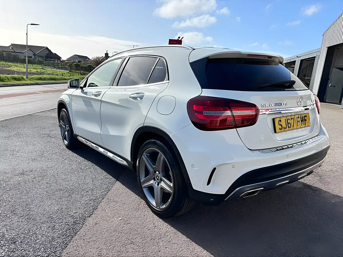 Used 2017 Mercedes-Benz Gla AMG Line White - Interior and Exterior details 5