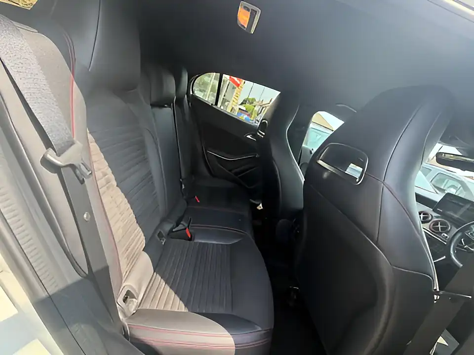 Used 2017 Mercedes-Benz Gla AMG Line White - Interior and Exterior details 10