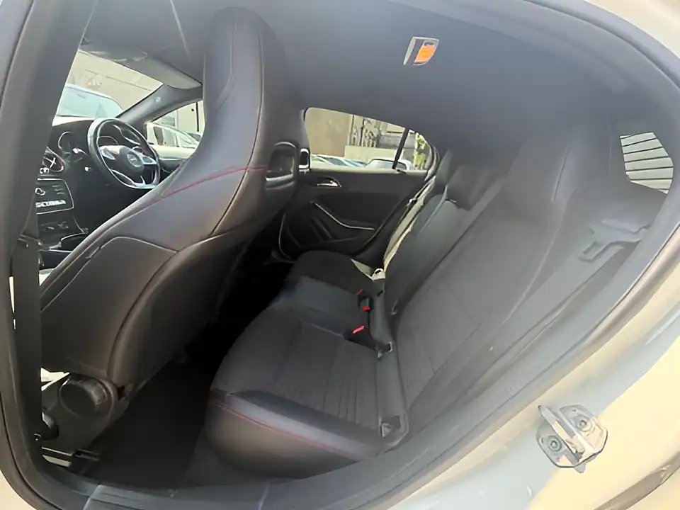 Used 2017 Mercedes-Benz Gla AMG Line White - Interior and Exterior details 9