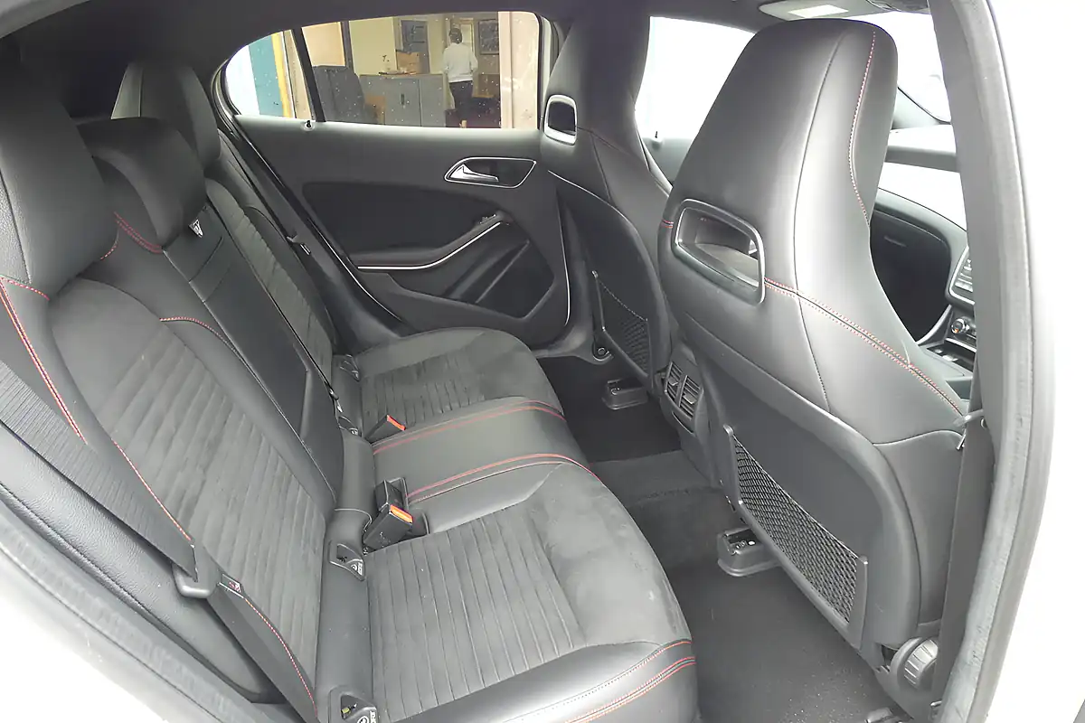 Used 2017 Mercedes-Benz Gla AMG Line White - Interior and Exterior details 14