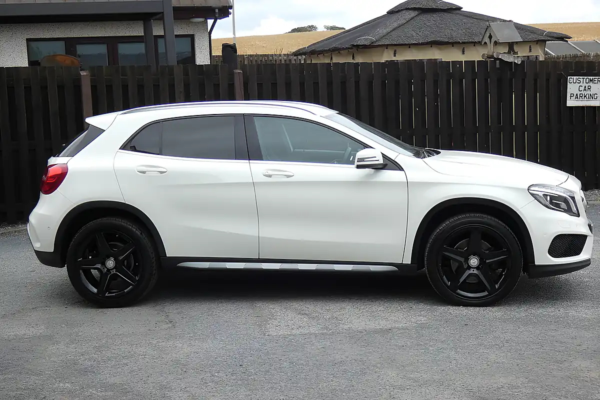 Used 2017 Mercedes-Benz Gla AMG Line White - Interior and Exterior details 2