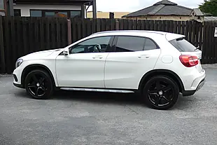 Used 2017 Mercedes-Benz Gla AMG Line White - Interior and Exterior details 5
