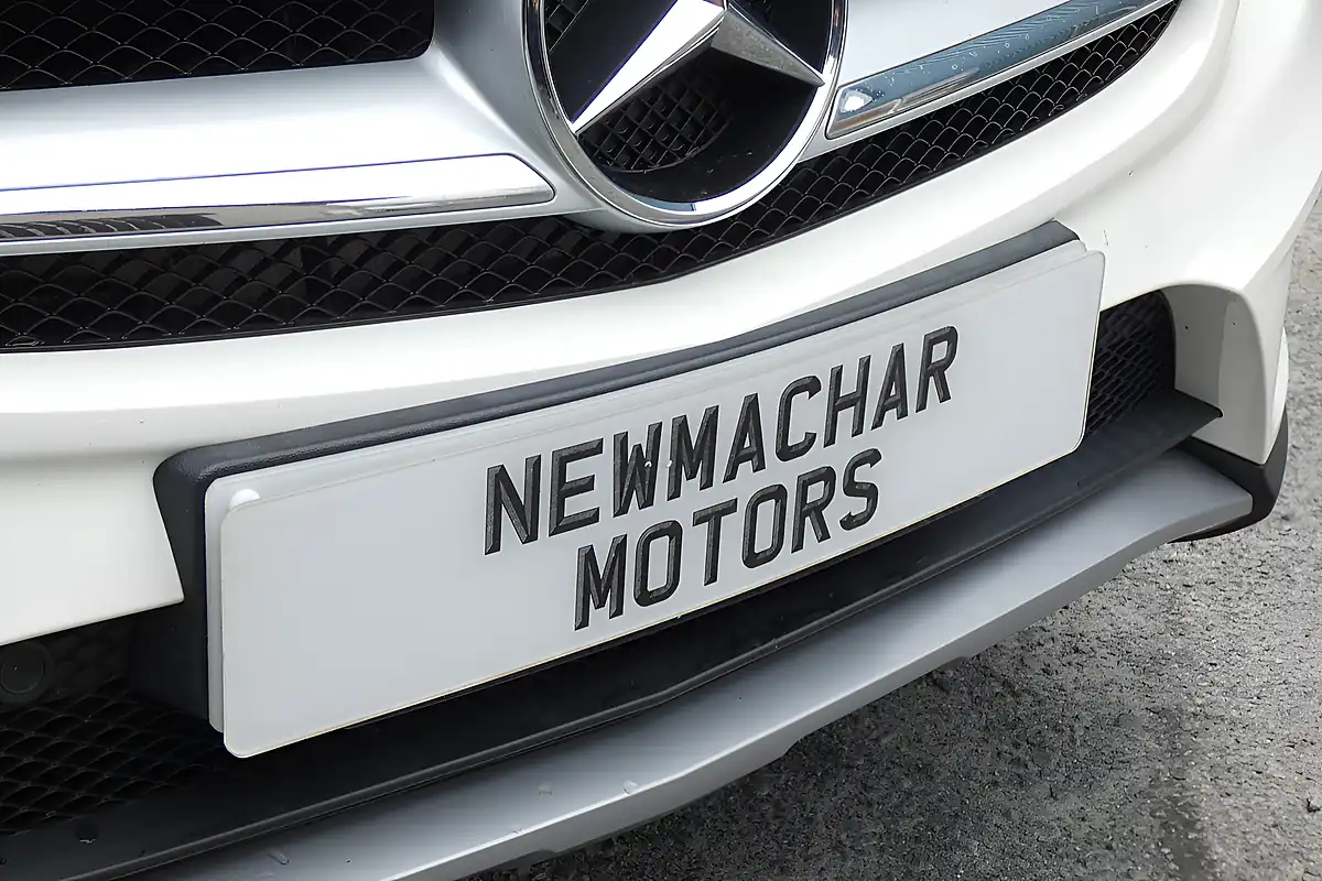 Used 2017 Mercedes-Benz Gla AMG Line White - Interior and Exterior details 7