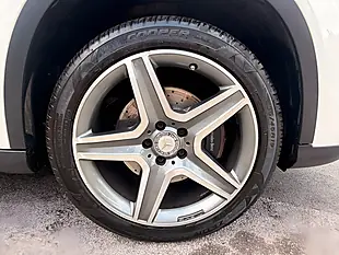 Used 2017 Mercedes-Benz Gla AMG Line White - Interior and Exterior details 11
