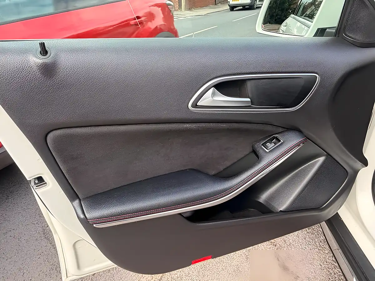 Used 2017 Mercedes-Benz Gla AMG Line White - Interior and Exterior details 12