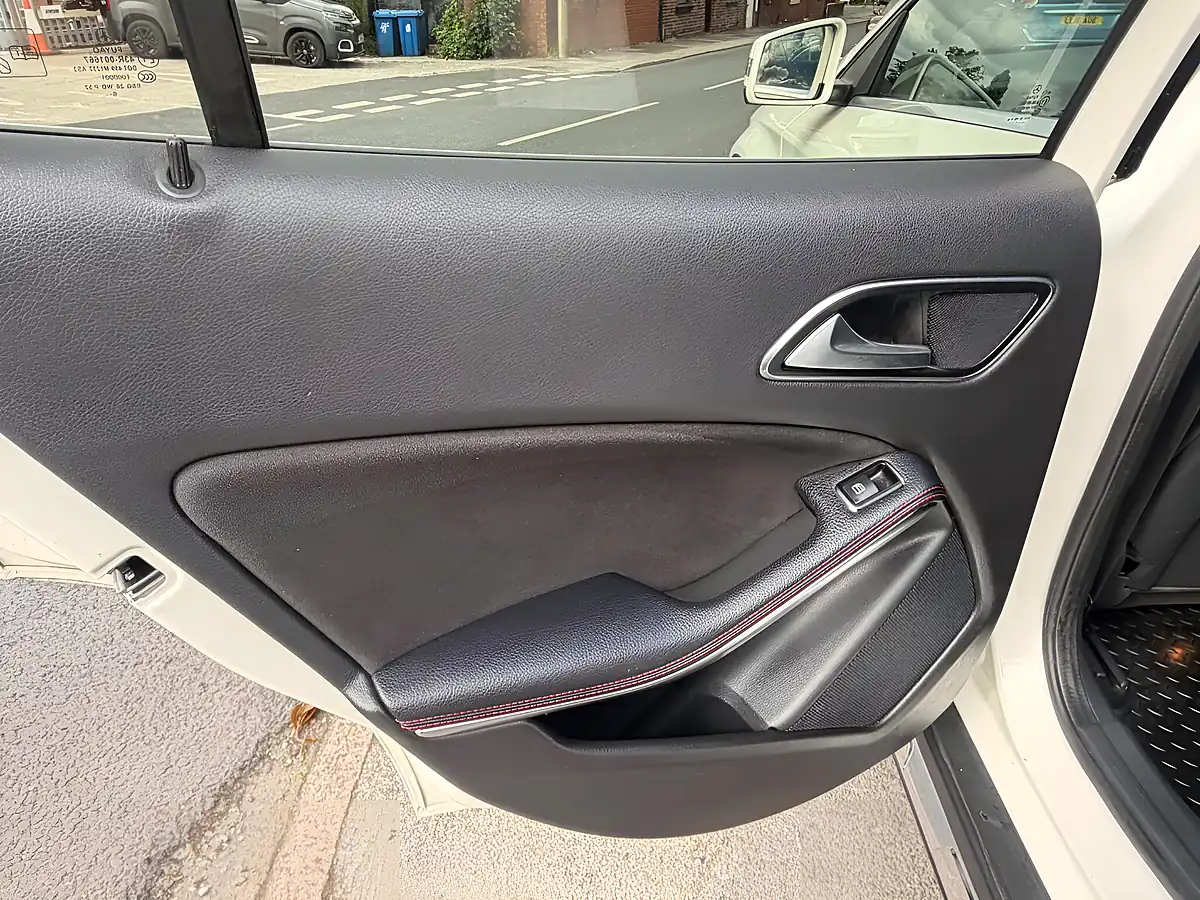 Used 2017 Mercedes-Benz Gla AMG Line White - Interior and Exterior details 16