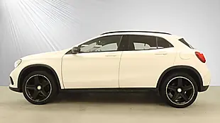 Used 2017 Mercedes-Benz Gla Class AMG Line White - Interior and Exterior details 6