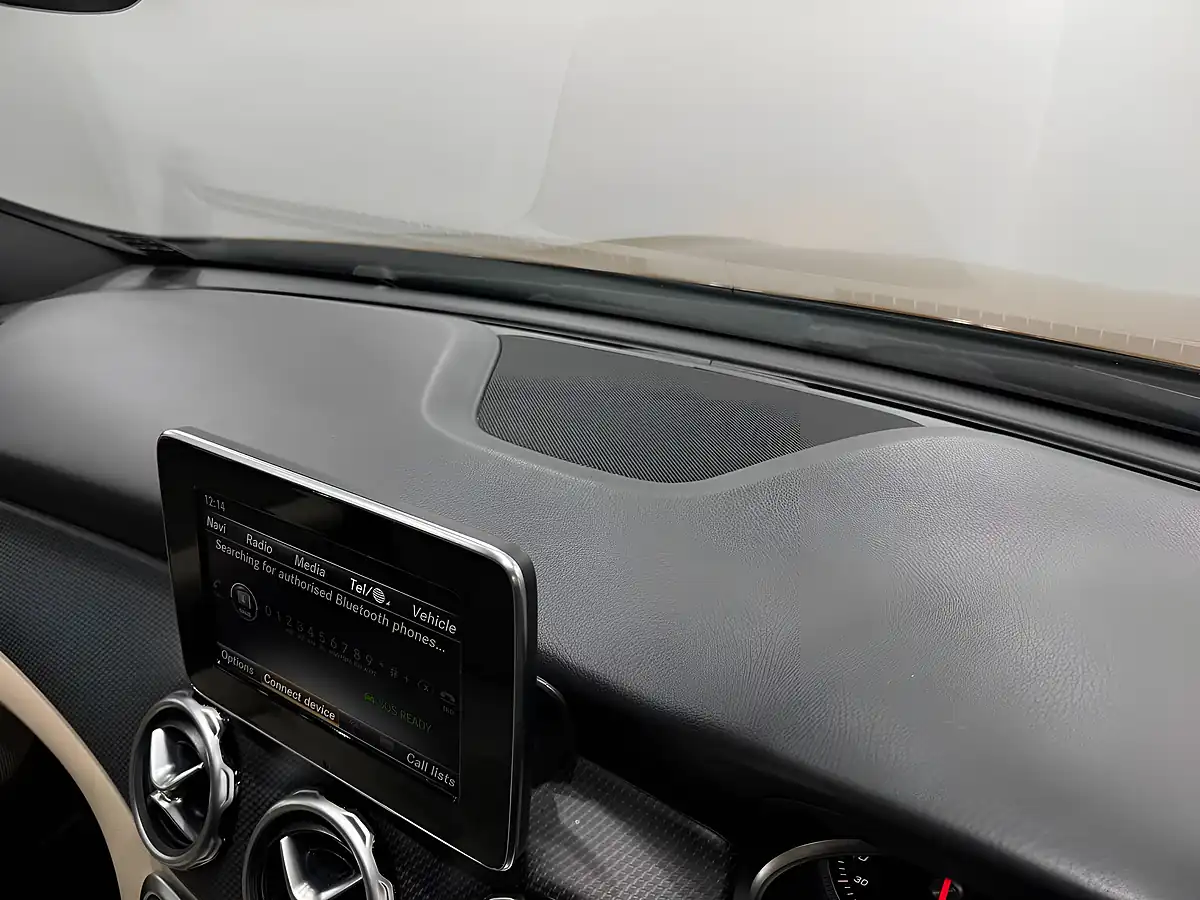 Used 2017 Mercedes-Benz Gla Se Beige - Interior and Exterior details 13