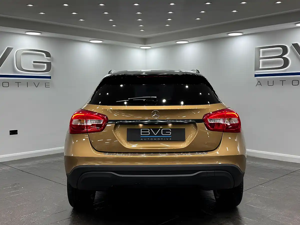 Used 2017 Mercedes-Benz Gla Se Beige - Interior and Exterior details 9