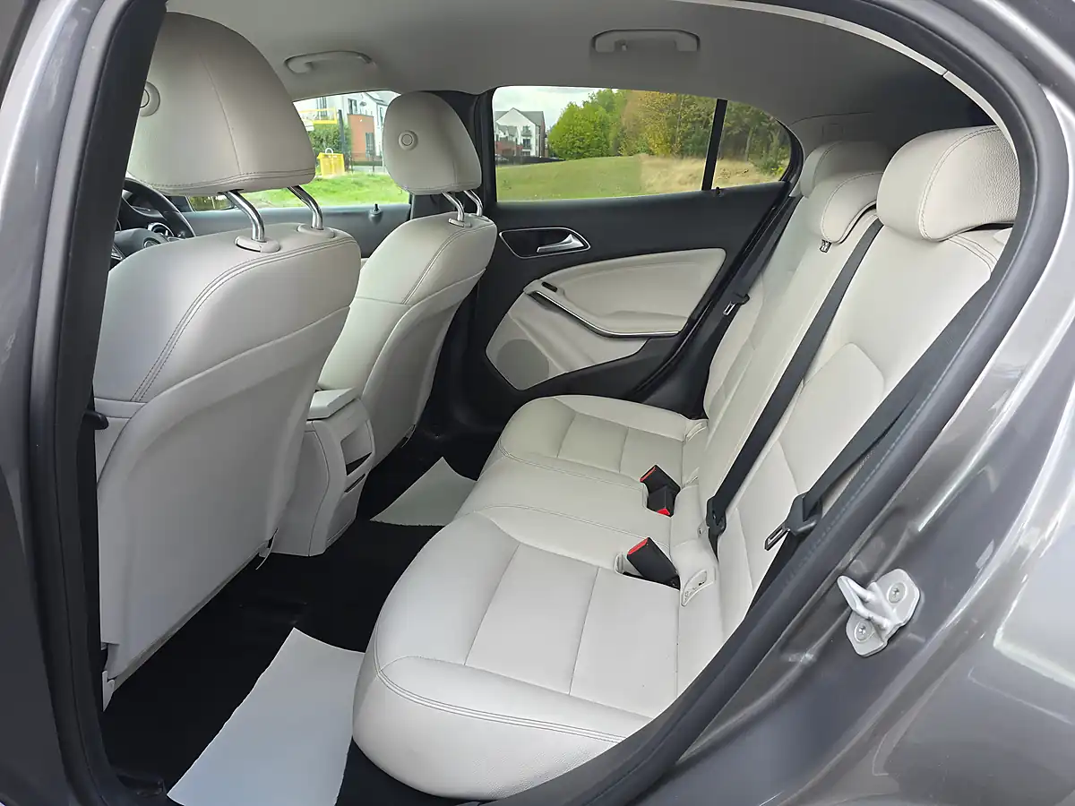Used 2017 Mercedes-Benz Gla Se Grey - Interior and Exterior details 10