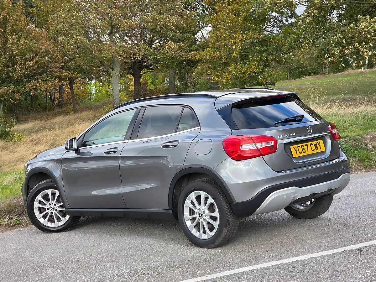 Used 2017 Mercedes-Benz Gla Se Grey - Interior and Exterior details 5