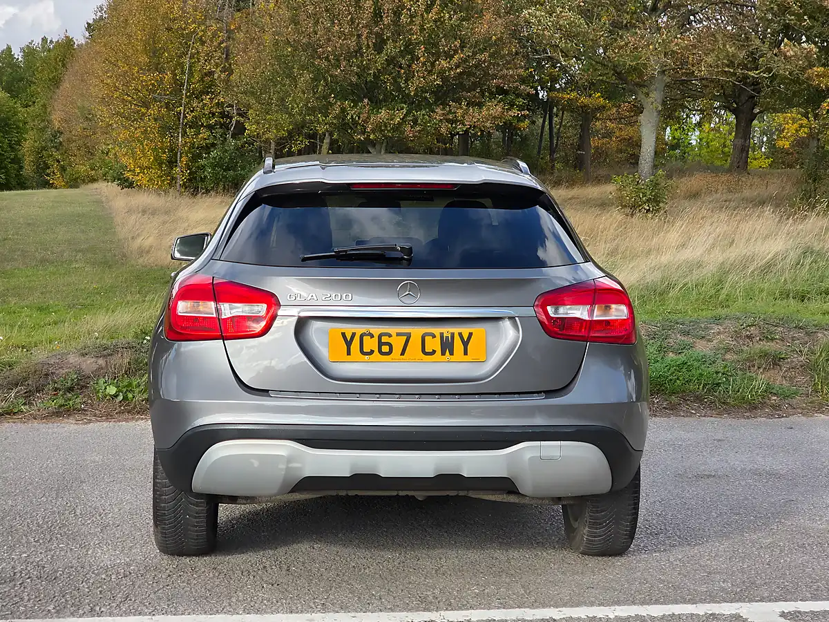 Used 2017 Mercedes-Benz Gla Se Grey - Interior and Exterior details 6