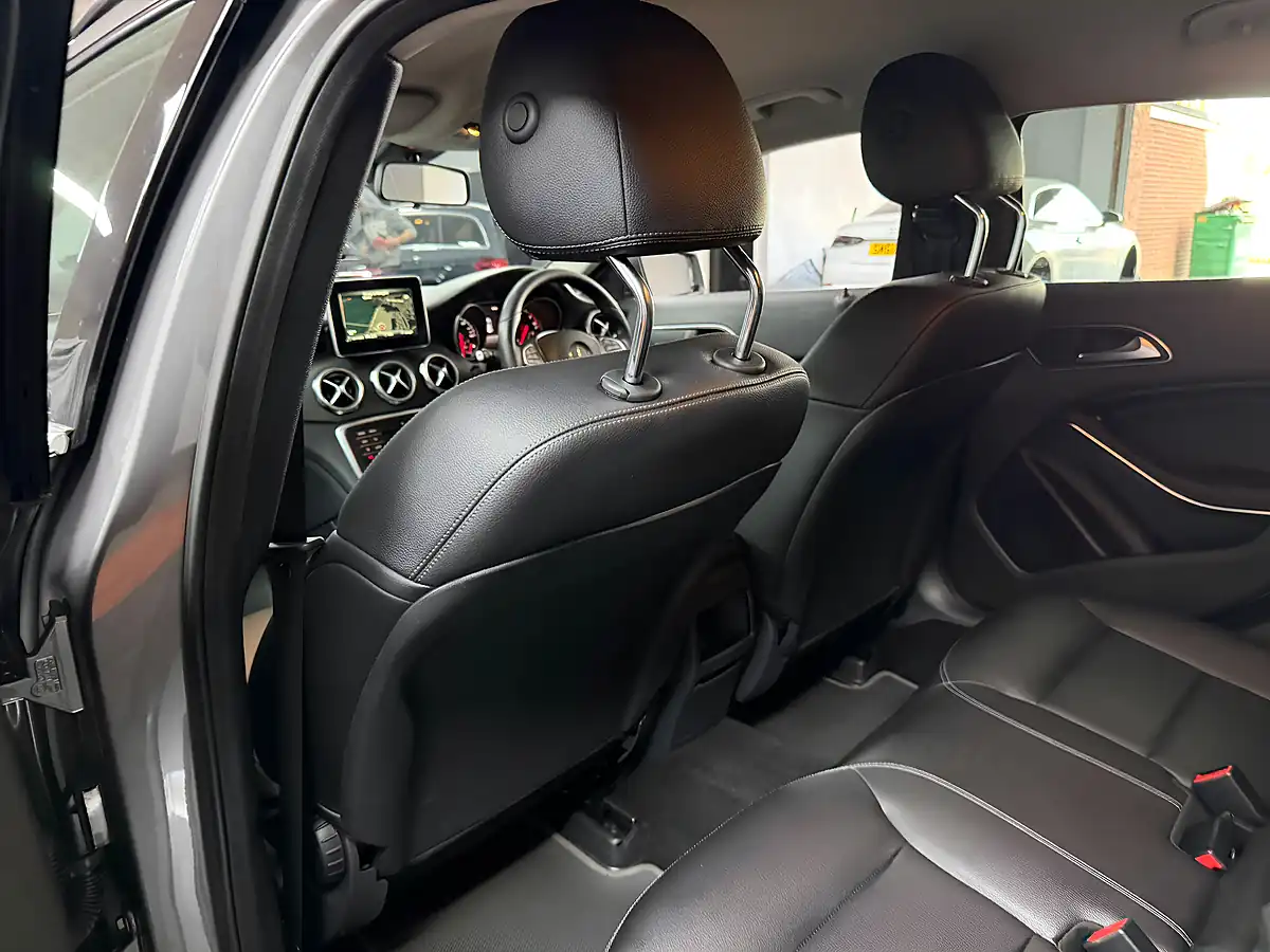Used 2017 Mercedes-Benz Gla Se Mountain Grey - Interior and Exterior details 12