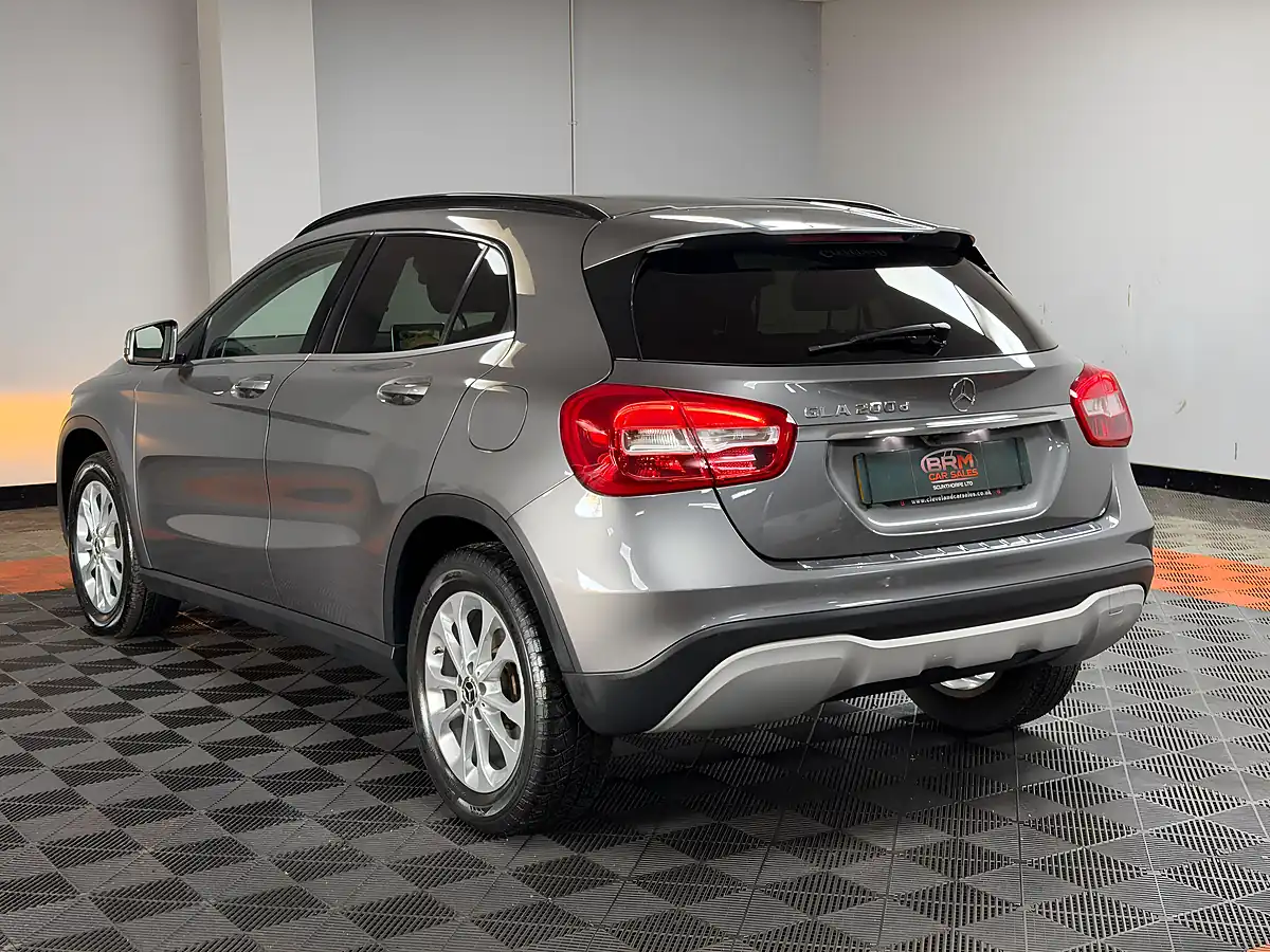 Used 2017 Mercedes-Benz Gla Se Mountain Grey - Interior and Exterior details 5