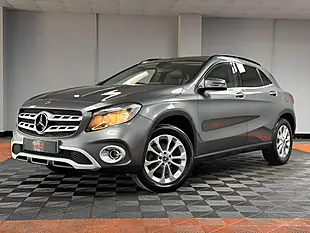 Used 2017 Mercedes-Benz Gla Se Mountain Grey - Interior and Exterior details 7