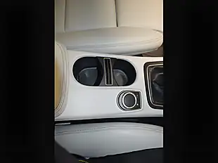 Used 2017 Mercedes-Benz Gla Se White - Interior and Exterior details 16