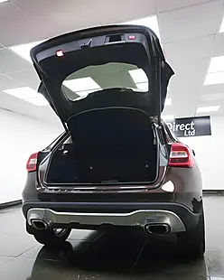 Used 2017 Mercedes-Benz Gla Sport Executive Bronze - Interior and Exterior details 7