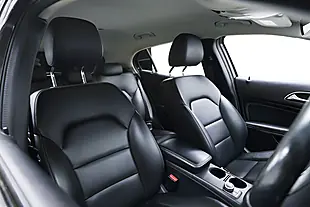 Used 2017 Mercedes-Benz Gla Sport Executive Bronze - Interior and Exterior details 9