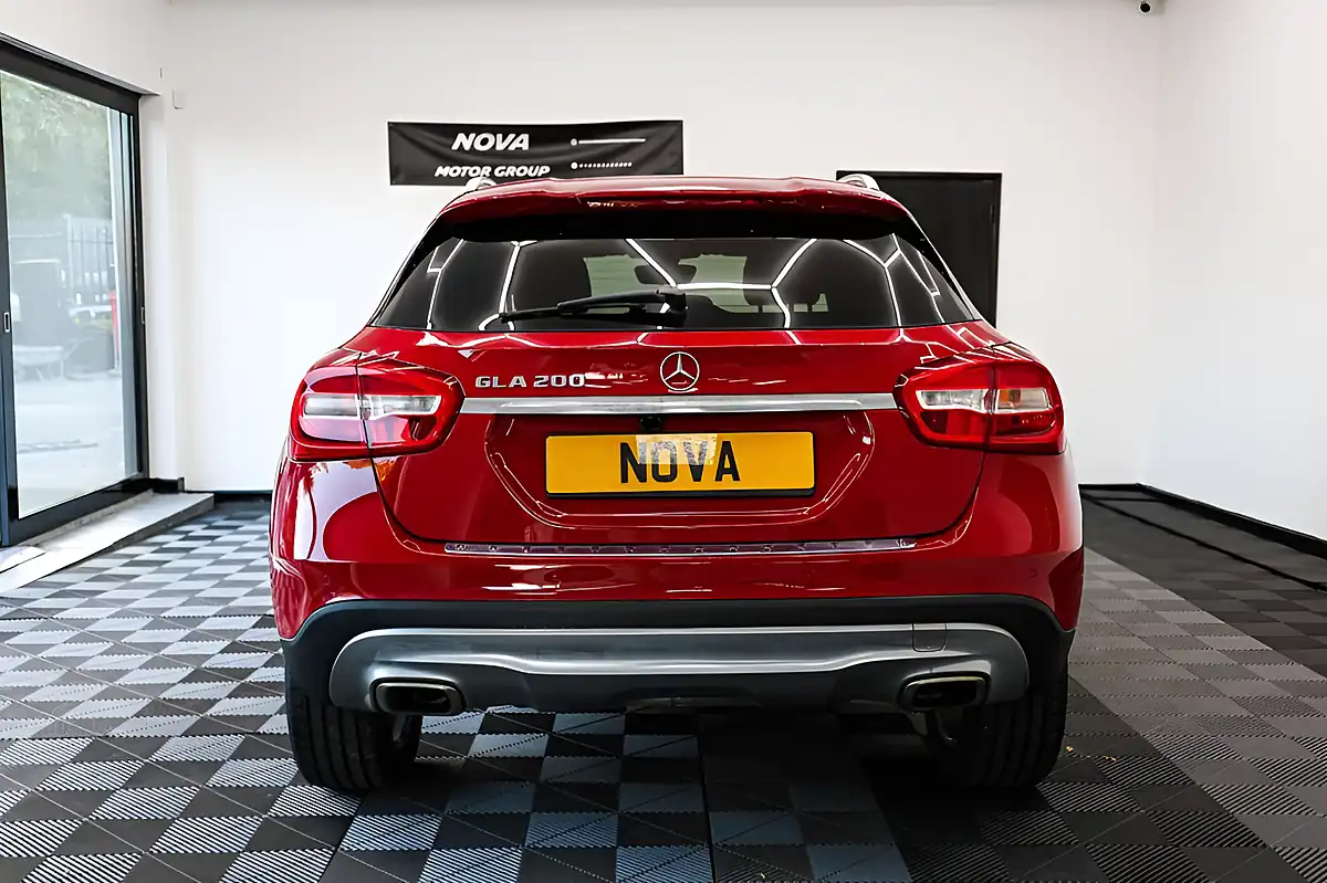 Used 2017 Mercedes-Benz Gla Sport Executive Jupiter Red - Interior and Exterior details 11