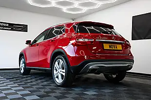 Used 2017 Mercedes-Benz Gla Sport Executive Jupiter Red - Interior and Exterior details 12
