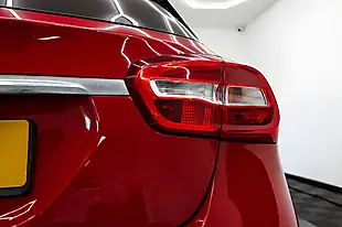 Used 2017 Mercedes-Benz Gla Sport Executive Jupiter Red - Interior and Exterior details 15