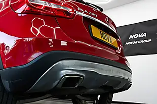 Used 2017 Mercedes-Benz Gla Sport Executive Jupiter Red - Interior and Exterior details 16