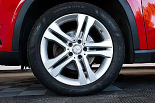 Used 2017 Mercedes-Benz Gla Sport Executive Jupiter Red - Interior and Exterior details 18