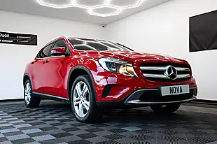 Used 2017 Mercedes-Benz Gla Sport Executive Jupiter Red - Interior and Exterior details 4