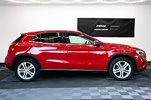 Used 2017 Mercedes-Benz Gla Sport Executive Jupiter Red - Interior and Exterior details 5