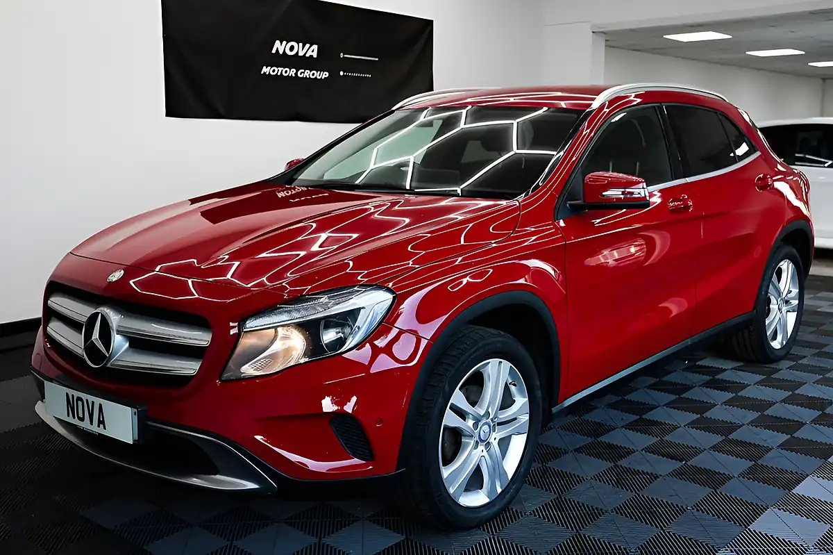 Used 2017 Mercedes-Benz Gla Sport Executive Jupiter Red - Interior and Exterior details 7