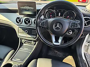 Used 2017 Mercedes-Benz Gla Sport Executive White - Interior and Exterior details 18