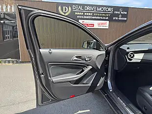 Used 2017 Mercedes-Benz Gla Sport (premium Plus) Grey - Interior and Exterior details 13