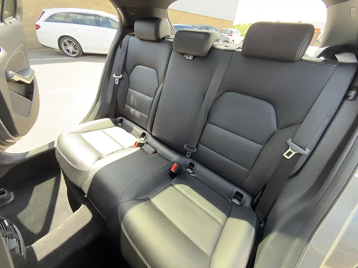 Used 2017 Mercedes-Benz Gla Sport (premium Plus) Grey - Interior and Exterior details 17