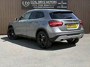 Used 2017 Mercedes-Benz Gla Sport (premium Plus) Grey - Interior and Exterior details 5