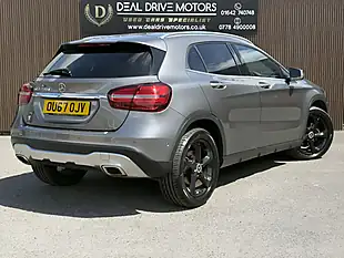 Used 2017 Mercedes-Benz Gla Sport (premium Plus) Grey - Interior and Exterior details 7
