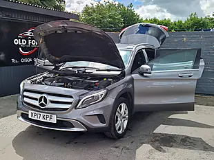 Used 2017 Mercedes-Benz Gla Sport (premium Plus) Grey - Interior and Exterior details 10