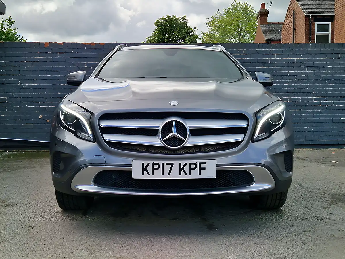 Used 2017 Mercedes-Benz Gla Sport (premium Plus) Grey - Interior and Exterior details 11