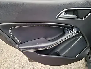 Used 2017 Mercedes-Benz Gla Sport (premium Plus) Grey - Interior and Exterior details 17