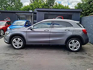 Used 2017 Mercedes-Benz Gla Sport (premium Plus) Grey - Interior and Exterior details 6