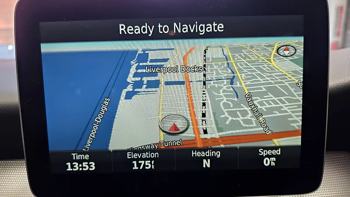 Used 2017 Mercedes-Benz Gla Sport Red - Interior and Exterior details 15