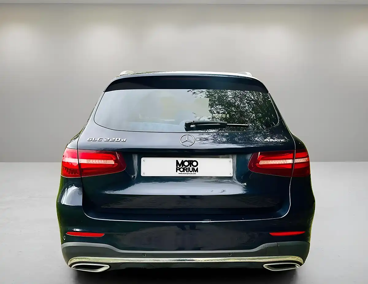 Used 2017 Mercedes-Benz Glc AMG Line Blue - Interior and Exterior details 20