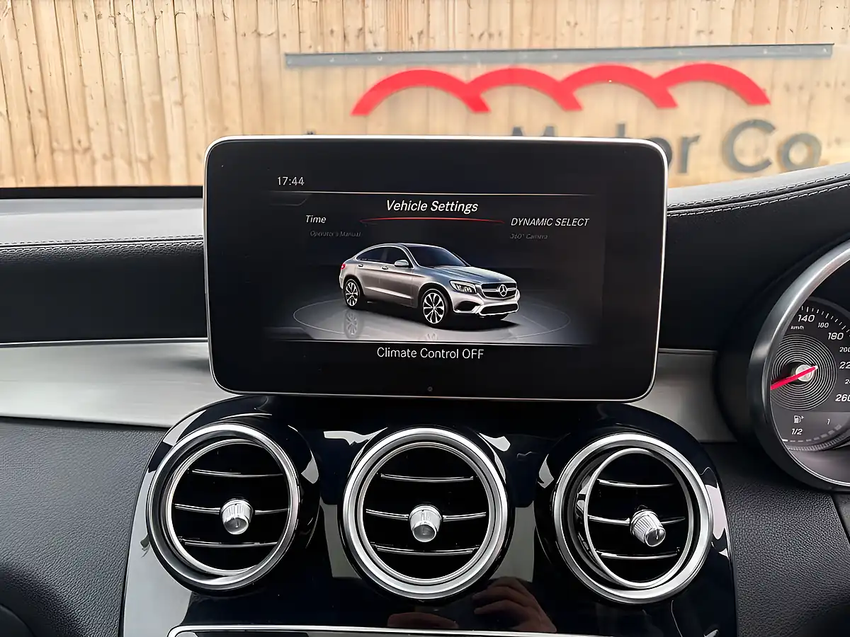 Used 2017 Mercedes-Benz Glc AMG Line (premium) Blue - Interior and Exterior details 16