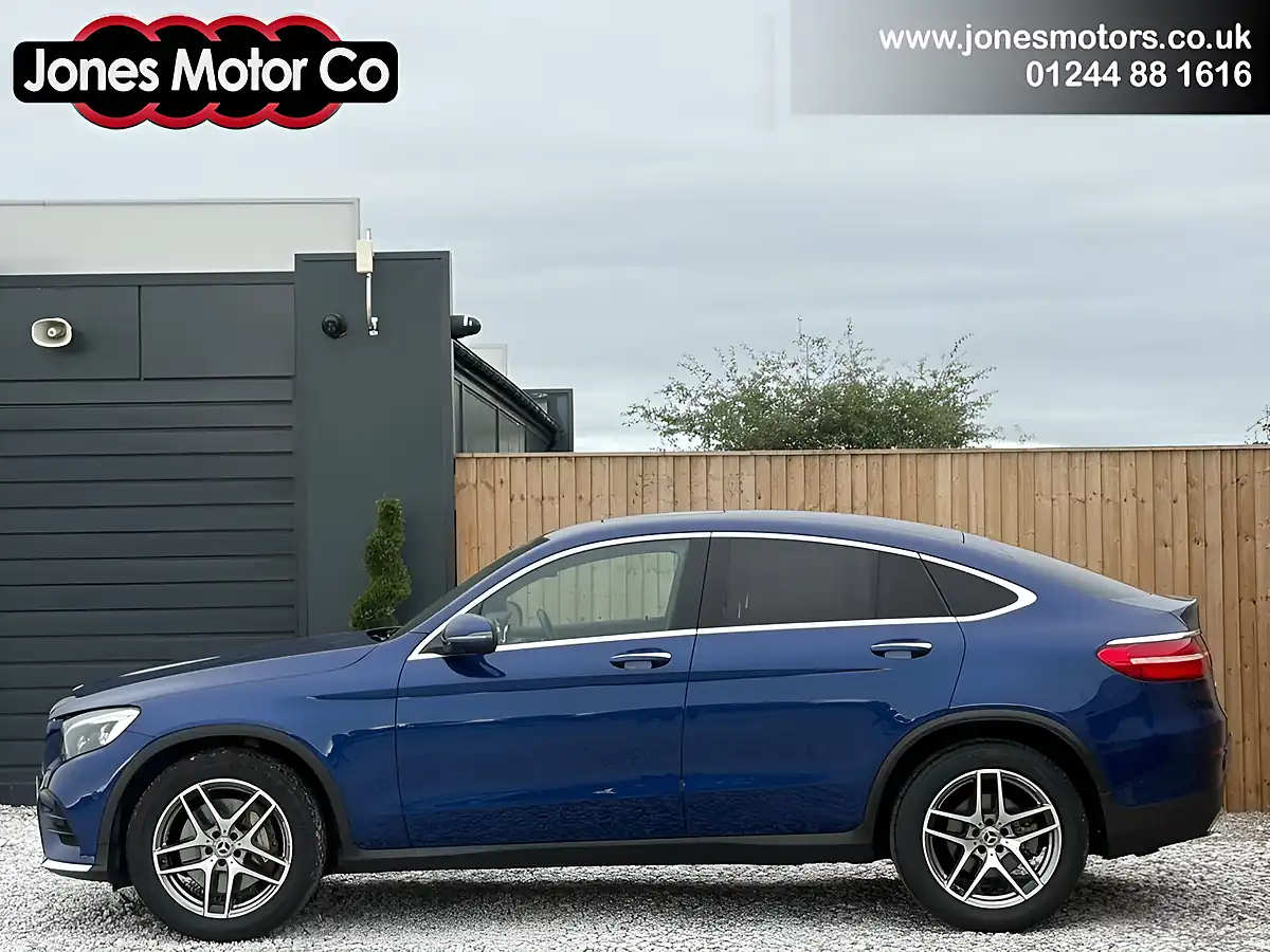 Used 2017 Mercedes-Benz Glc AMG Line (premium) Blue - Interior and Exterior details 2